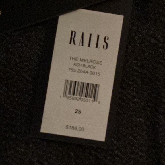 Jeans - Picture 2 of 3